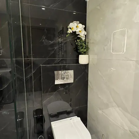 شقة George - Matas House نيكيتي