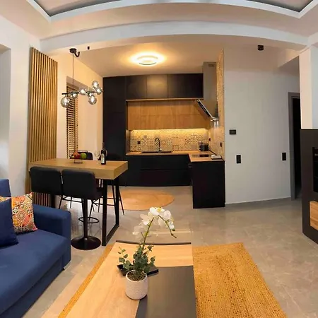 George - Matas House